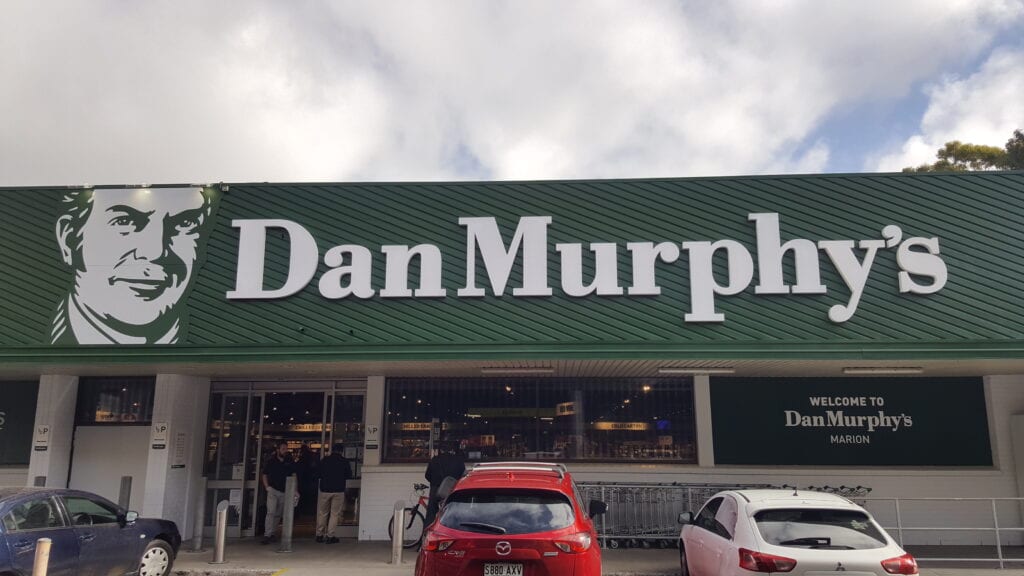 3D lettering at Dan Murphy's